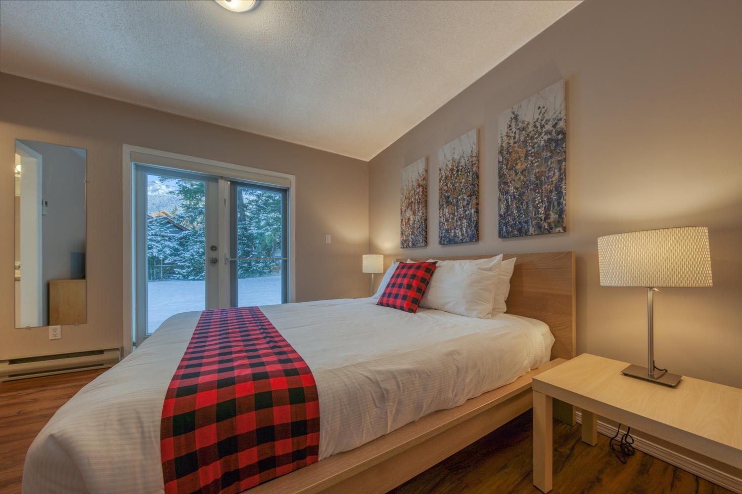 Ridgeview Resort Radium Hot Springs Exterior photo